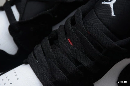 1 LOW TOE BLACK JORDAN AIR 553558-116 1213